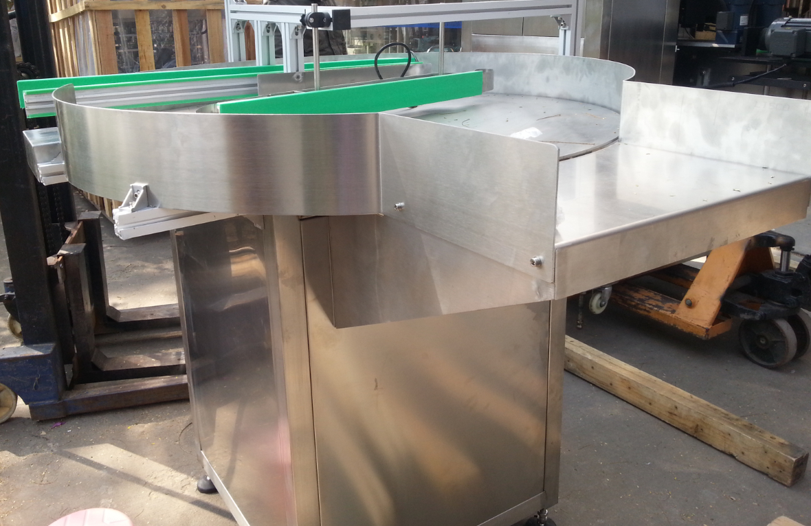 bottle unscrambler machines equipamento para desembaralhar garrafas.jpg