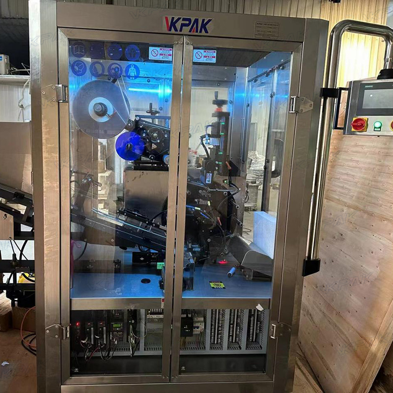 Máquina de etiquetagem automática de tubos plásticos macios com sistema de alimentação de tubos