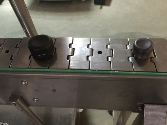 máquina de etiquetagem de mangas de fitas.jpg