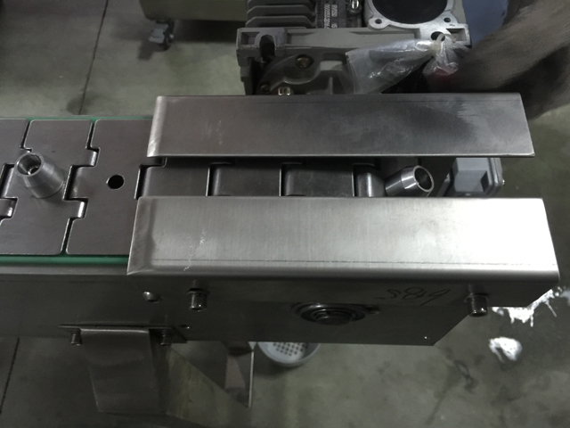 tampas automáticas caindo.jpg