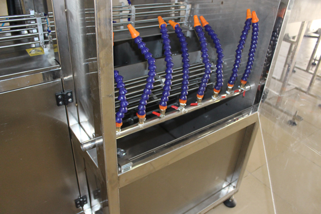 Máquina de lavar potes (2).JPG