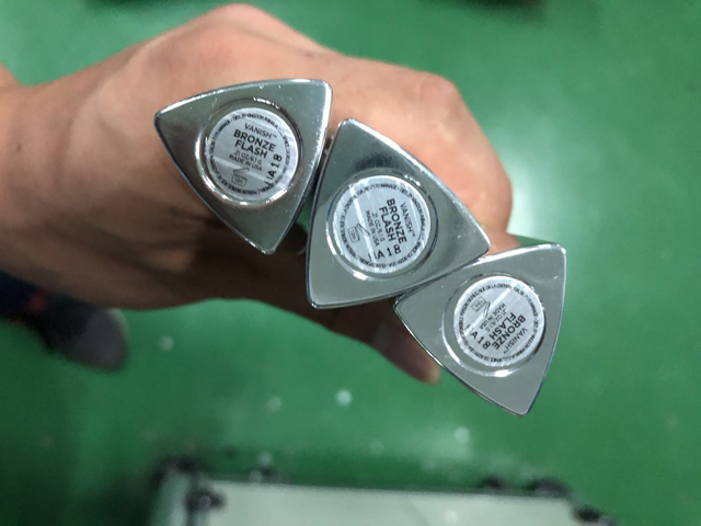 Amostras de rotulagem NO3 lipstick.jpg