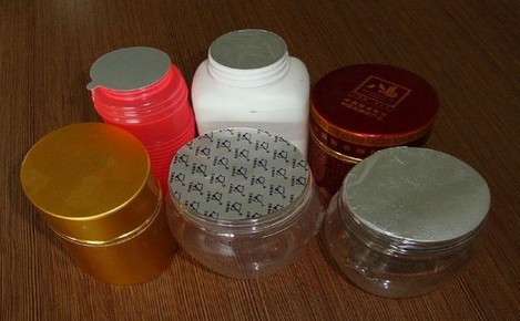 plastic bottles samples after being sealed indução.jpg