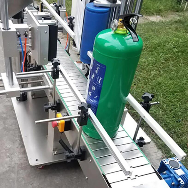 máquina de etiquetagem cilindro.jpg