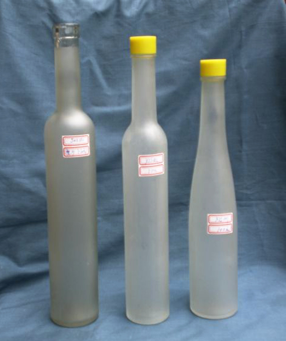 bottles glass for filling machine garrafas de vinho para processo de enchimento de transbordamento.jpg