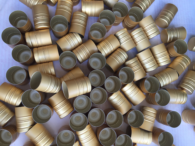 caps samples sent from usa customer for capping machine tampas de alumínio.jpg