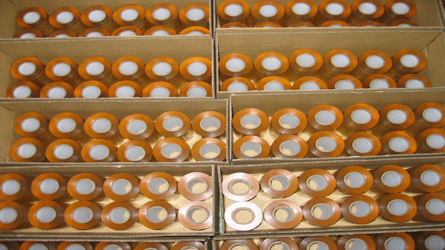 amostras de fitas após a rotulagem retrátil.png