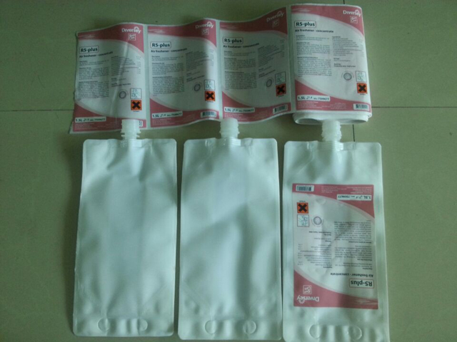 máquinas de etiquetagem de sacos semi automáticas (4).jpg