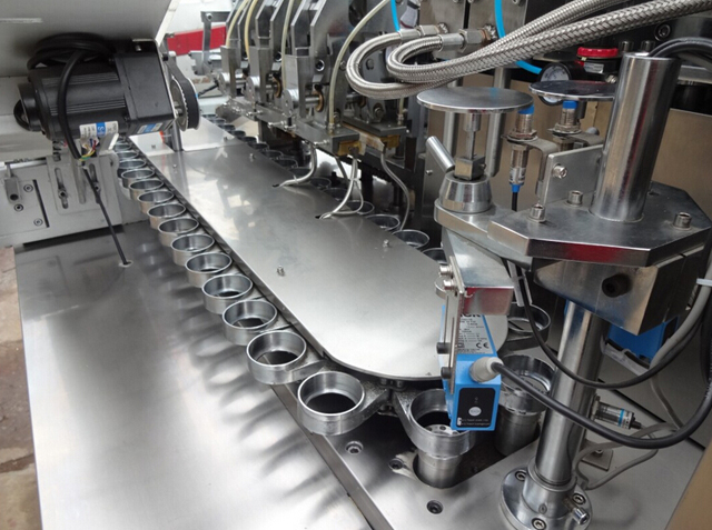 placa de trabalho para selador de enchimento de tubos.jpg