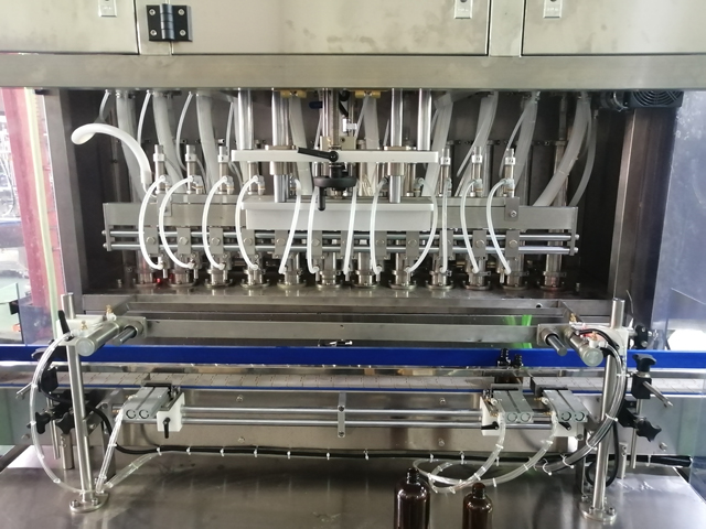 Máquina de enchimento de 12 cabeças com aquecedor de mistura (4).jpg