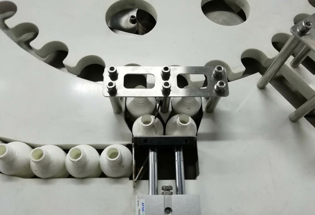 alimentador de garrafas.jpg