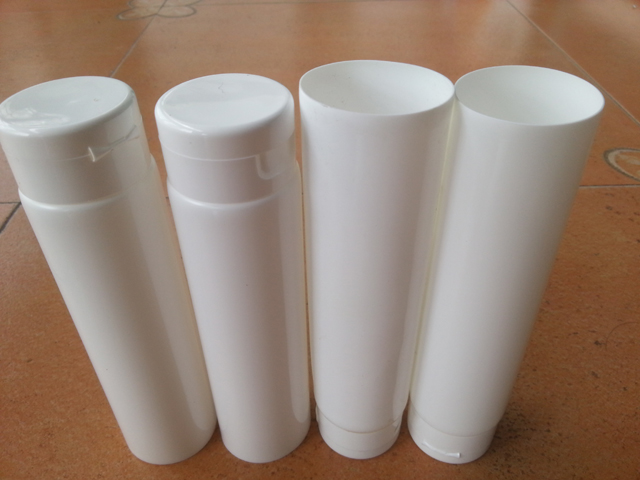 tubes samples sent from indian buyer tubos de puneet Garg.jpg