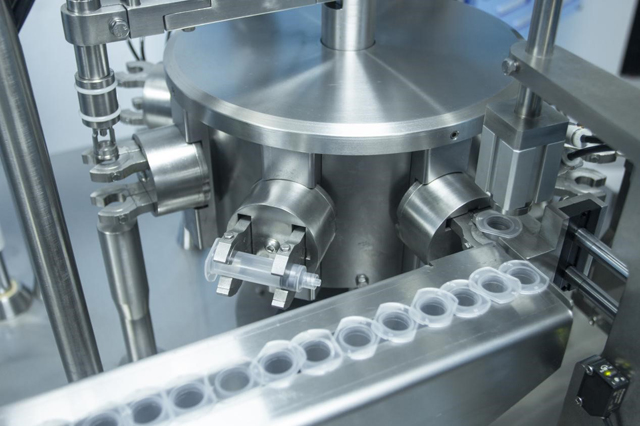 linha de enchimento de seringas (5).jpg