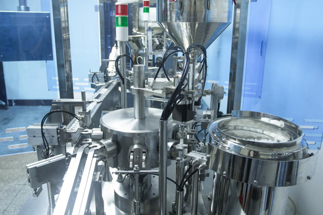 linha de enchimento de seringas (3).jpg