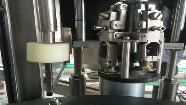 equipamento de capsulagem.jpg