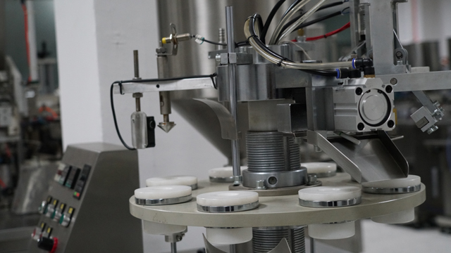 selador de tubo de plástico.jpg