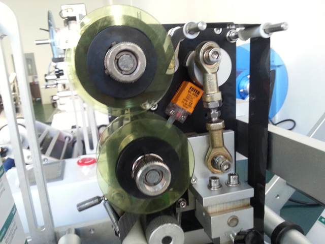 para máquina de rotulagem de tubos semiautomática eran seringa com