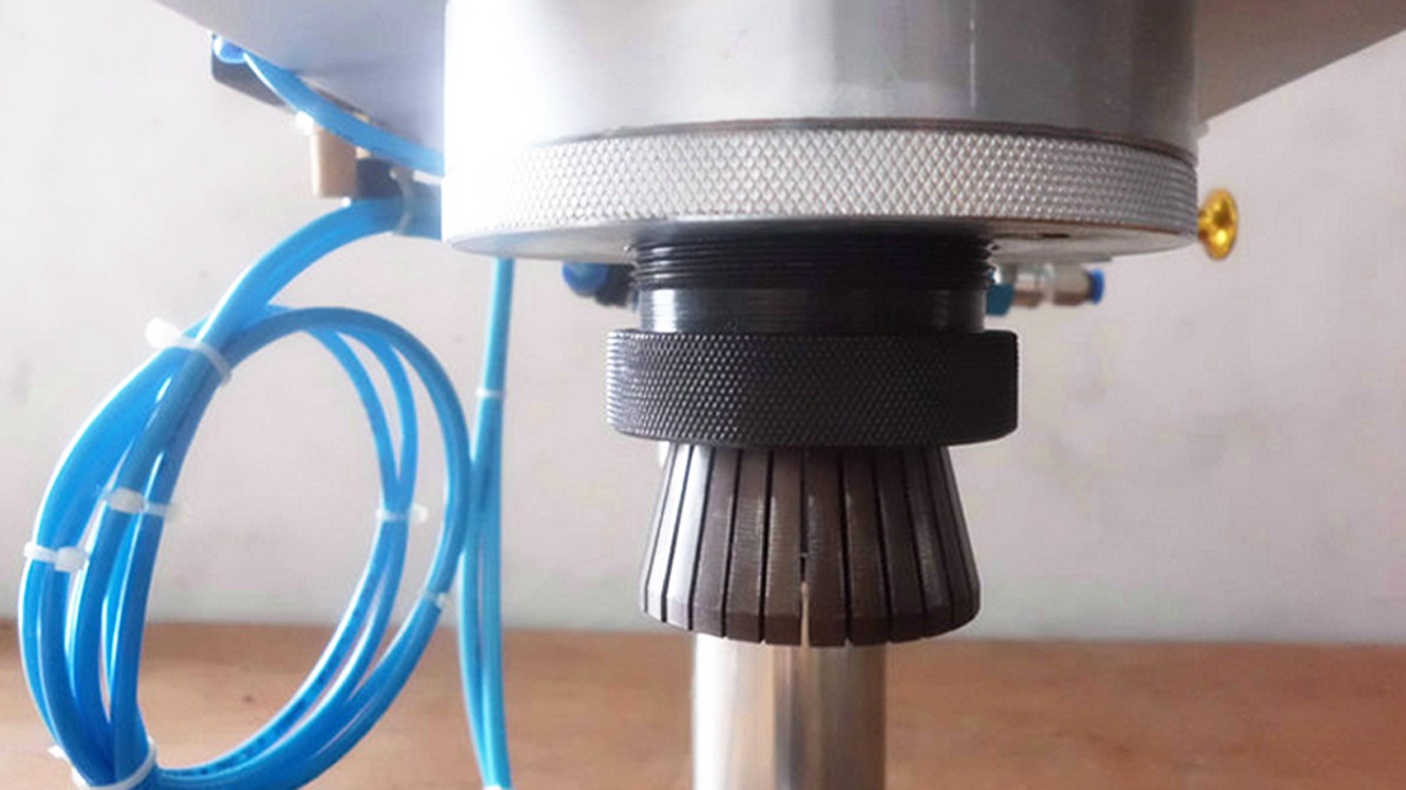 crimping head from pneumatic capping machines cabeças de crimpagem.jpg