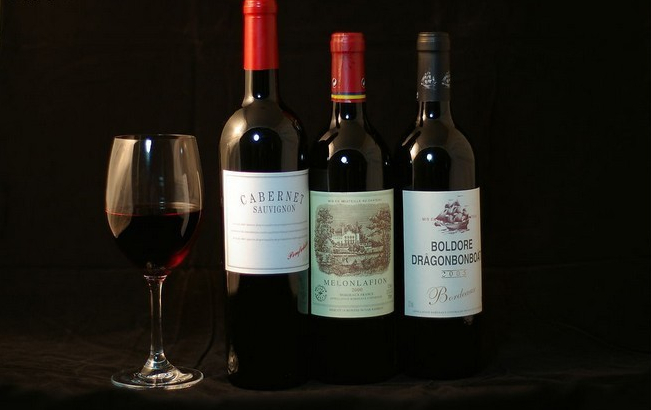 bottles glass for red wine garrafa vidro vinho.jpg