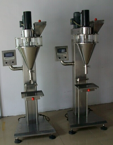 two sets of powder filling machine ready to export dois na fila para máquinas de envase.jpg