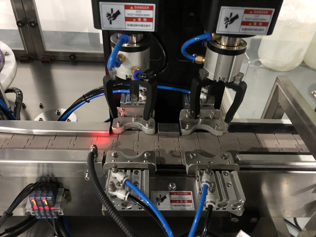 tampando cabeças.JPG